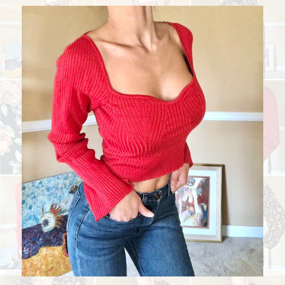 Super cute sweetheart sweater top long sleeve